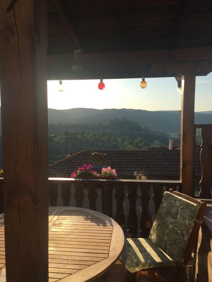 Arts Guest House -Beautiful Villa For 6 Persons Veliko Tarnovo Kültér fotó