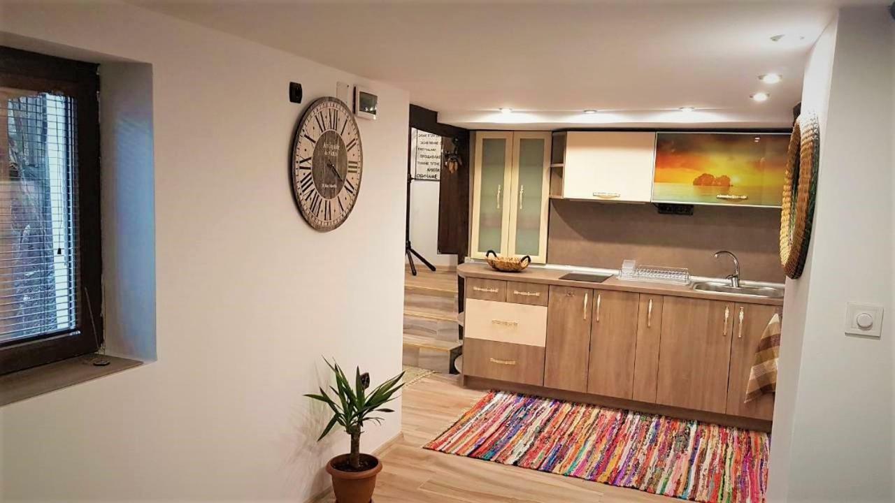 Arts Guest House -Beautiful Villa For 6 Persons Veliko Tarnovo Kültér fotó