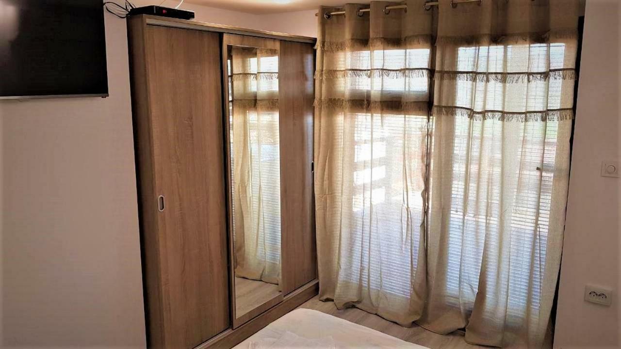 Arts Guest House -Beautiful Villa For 6 Persons Veliko Tarnovo Kültér fotó