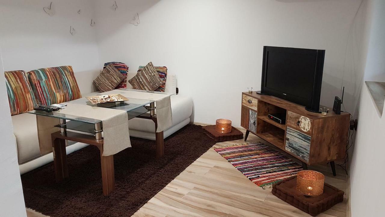 Arts Guest House -Beautiful Villa For 6 Persons Veliko Tarnovo Kültér fotó